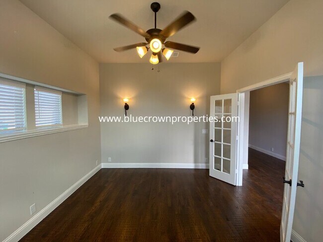 Building Photo - 5211 Pentridge Dr