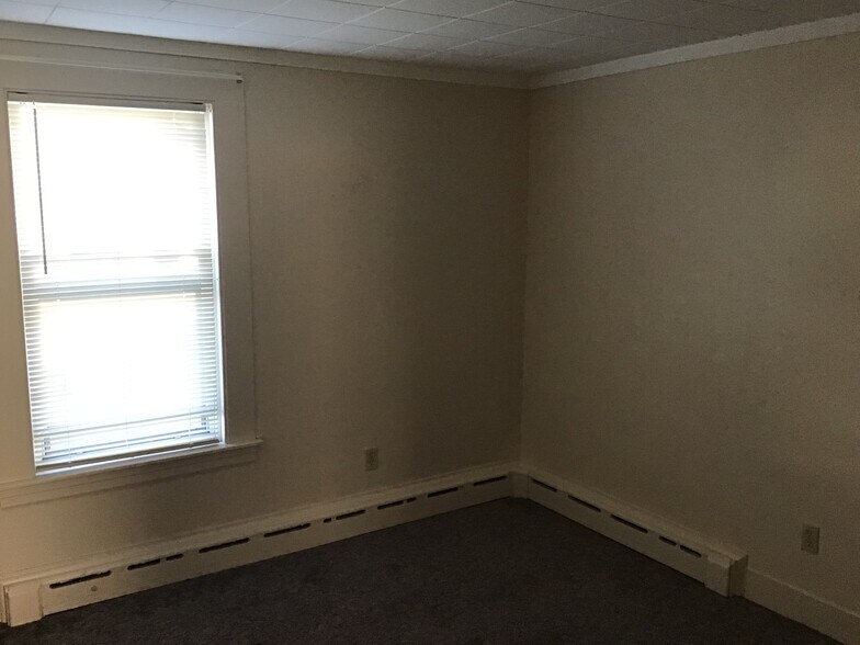 Bedroom 2 - 143 Prospect St