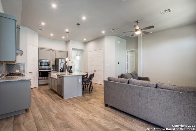Building Photo - 11331 Carmen Heights