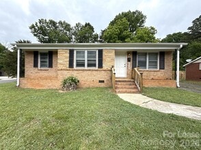 Building Photo - 4434 Brooktree Dr