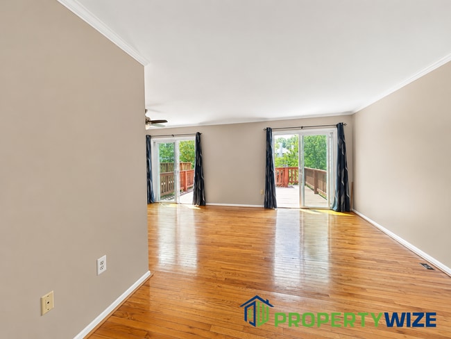 Building Photo - 7646 Oldfield Ln