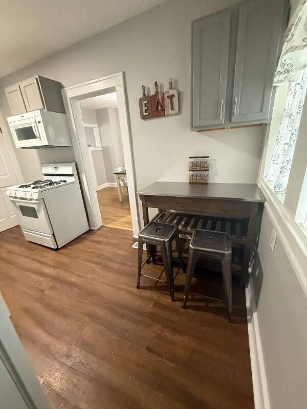 Building Photo - 4823 E Michigan St