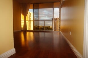 Building Photo - 98-450 Koauka Loop