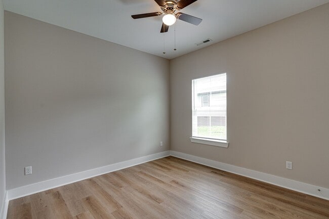 Building Photo - 2 BR 1 BA ADU - New Construction - Downtown Chattanooga