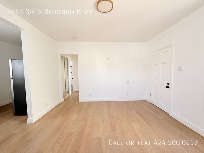 Building Photo - 2663 3/4-2664 Redondo Blvd