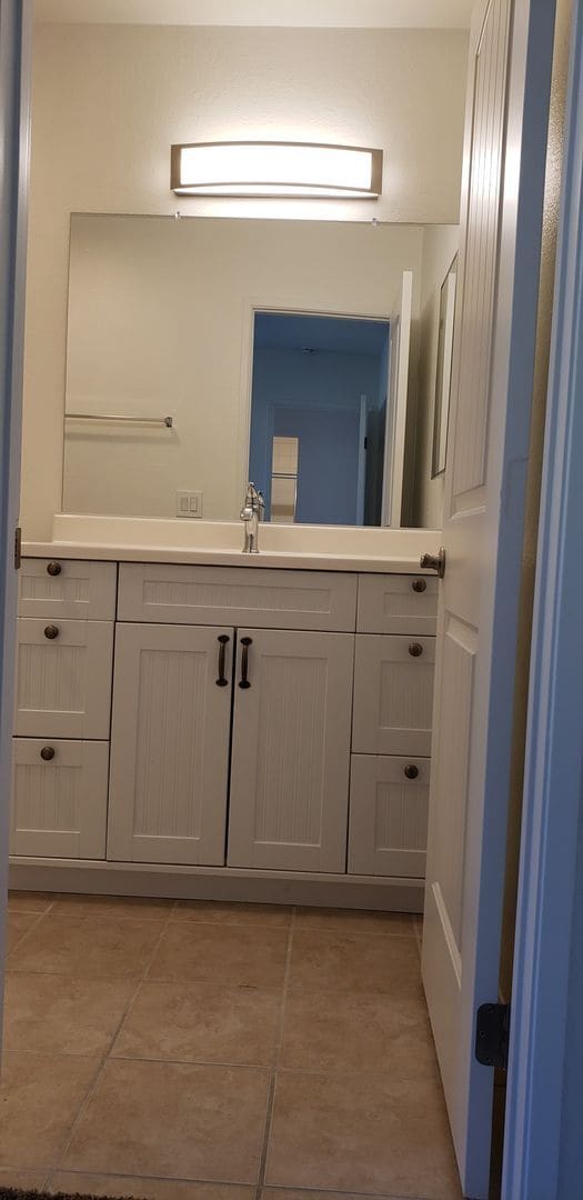 Building Photo - 1 Month Free Rent!!Renovated La Mesa Village 2BR/2BA Condo