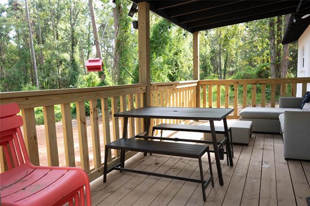 Building Photo - 250 Private Rd 8579