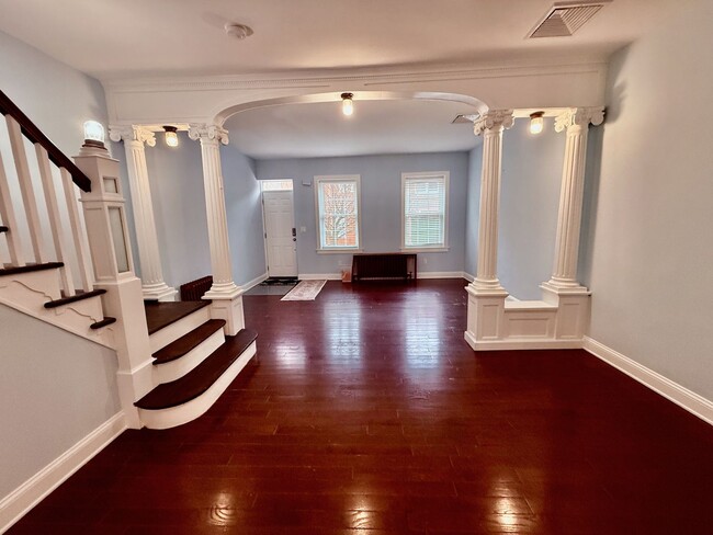 Building Photo - 2+ BED/1.5 BA Solid HOUSE in great East Passyunk/LOMO location w/ Central AC-HARDWOOD Flooring-WA...
