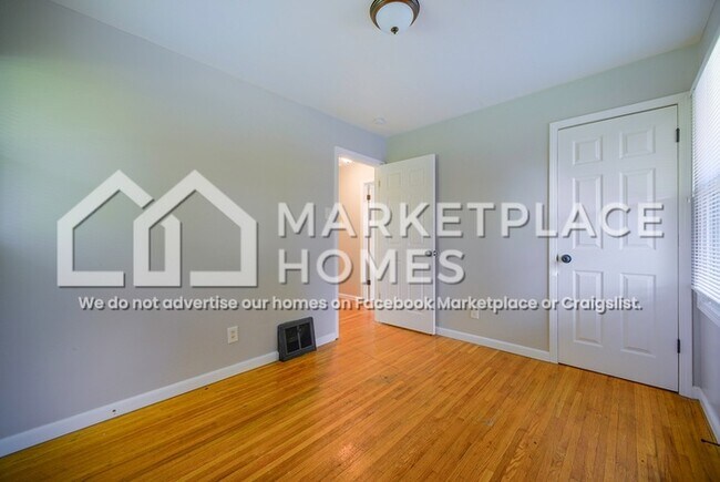 Building Photo - 312 Banff Cir