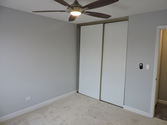 Building Photo - 407 Beechwood Dr