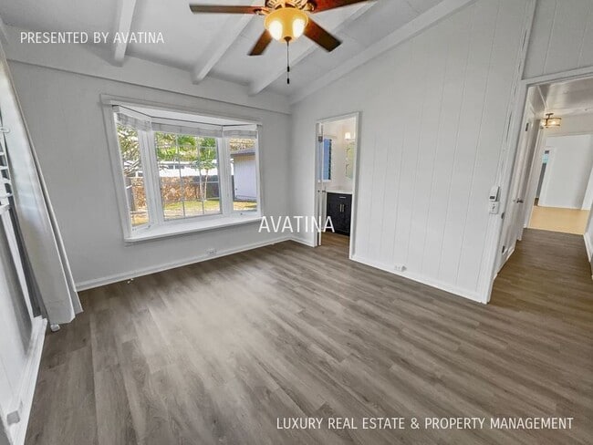 Building Photo - 596 Iana St