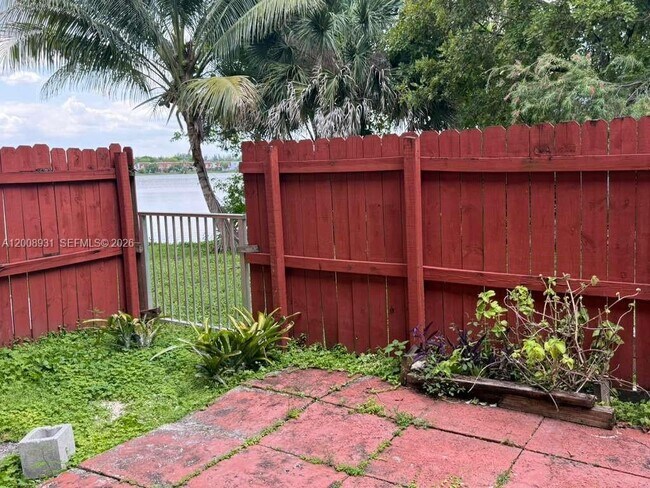 Building Photo - 300 NW 107th Ave