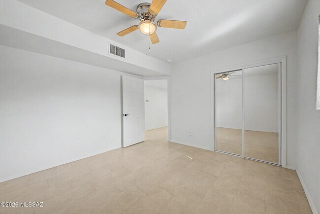 Building Photo - 5120 E Alberta Dr