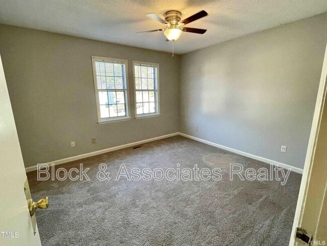 Building Photo - 2811 Ferret Ct