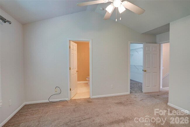 Building Photo - 12411 Stratfield Pl Cir
