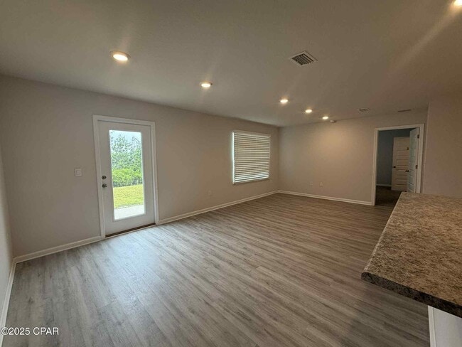 Building Photo - 6621 Slabinski Ln