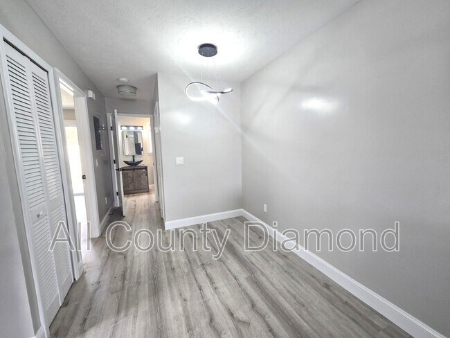 Building Photo - 9022 Houston St