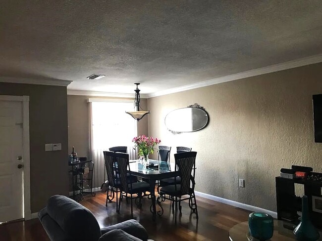 Building Photo - 336 NW 114th Ave