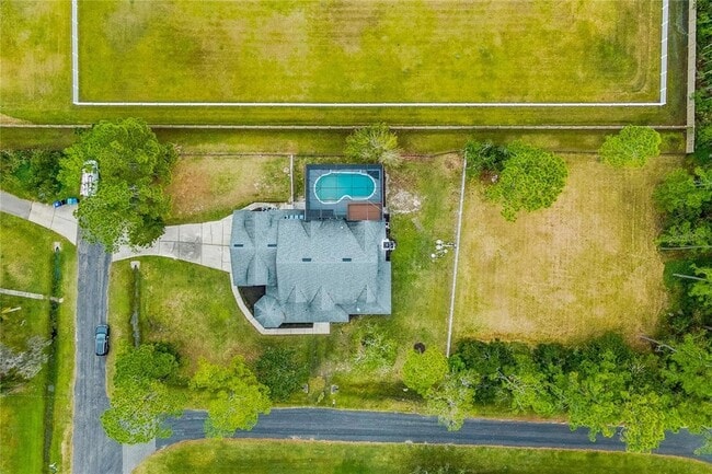 Building Photo - 14728 Henson Rd