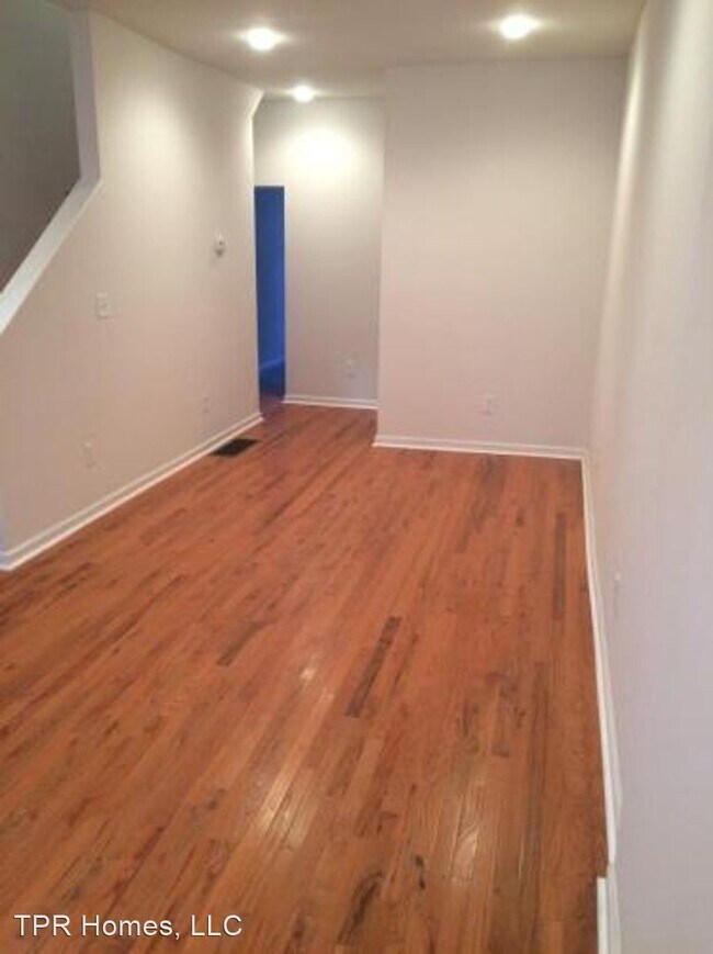 Building Photo - 3 br, 1.5 bath House - 2646 E Mayfield St