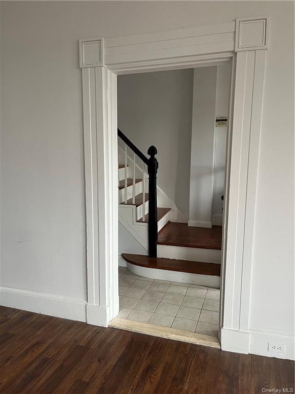 Building Photo - 157 Hudson Terrace