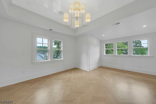 Building Photo - 82 Watchung Ave