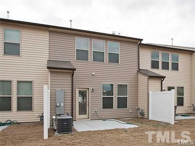 Building Photo - 3713 Landshire View Lane