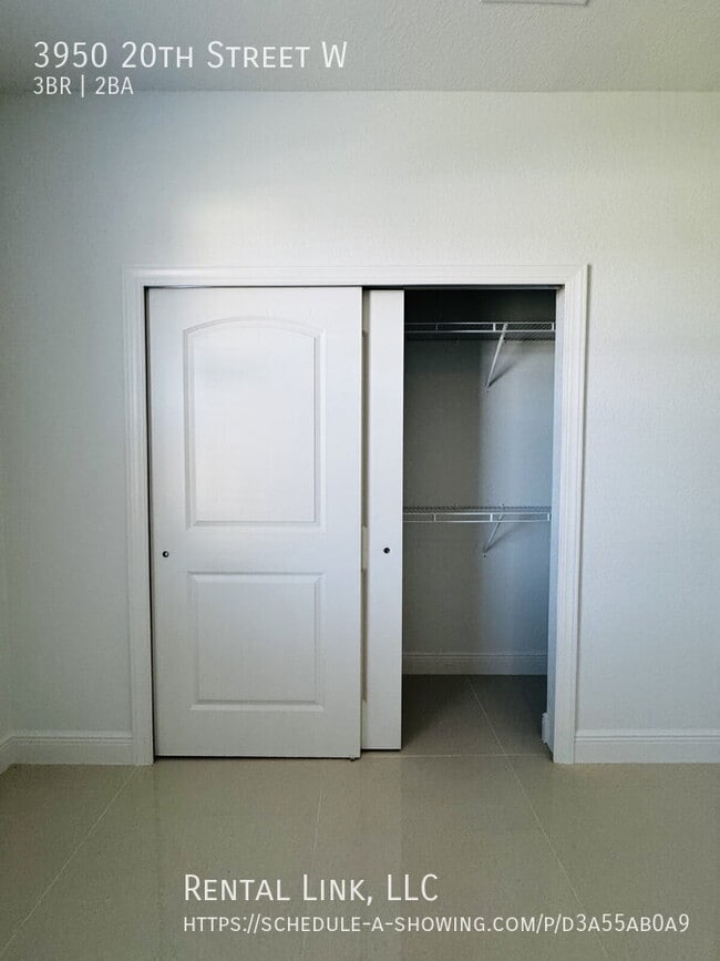 Building Photo - 3950 20th St W