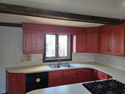 Building Photo - 68 S State St