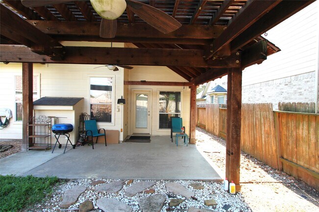 Building Photo - 8719 Preston Field Ln