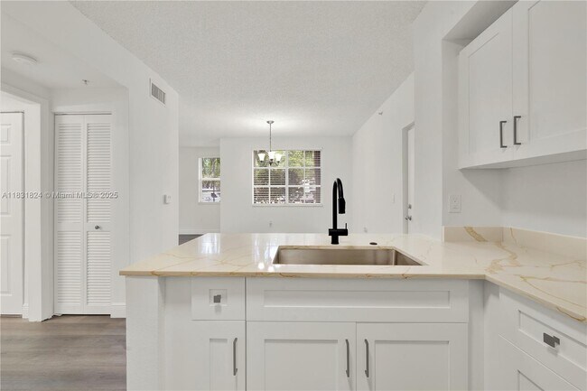 Building Photo - 2080 W Preserve Way