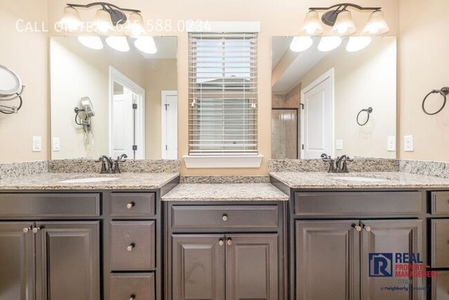 Building Photo - 6785 Pleasant Gate Ln