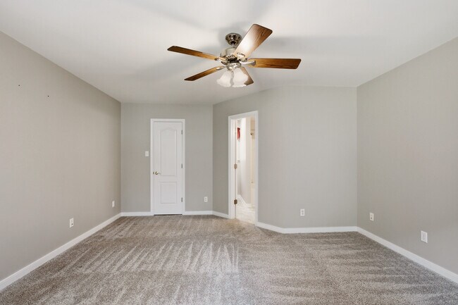 Building Photo - 4908 Stoney Creek Pkwy
