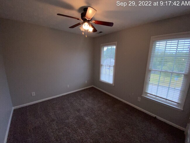 Building Photo - 5617 Middlefield Pl