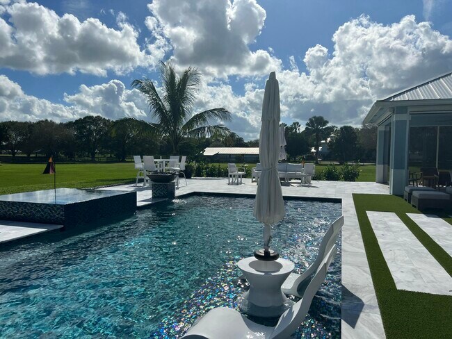 Building Photo - 3155 SW 78th Ave