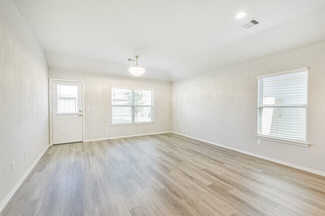 Building Photo - 2135 Twisted Cedar Ct