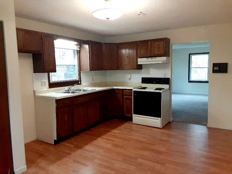 Building Photo - 1636 Berrien Ave