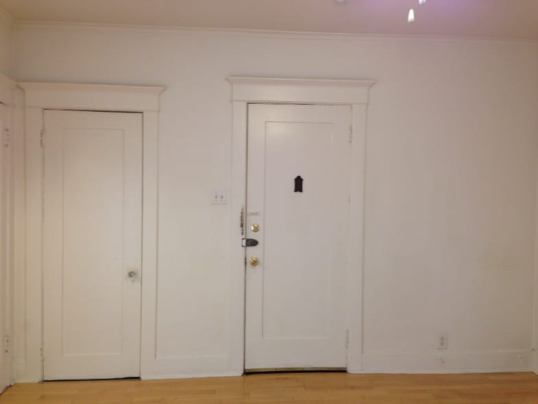 Building Photo - 836 S Park View St