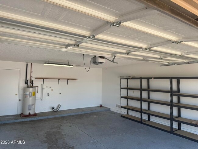Building Photo - 5107 E Nambe St