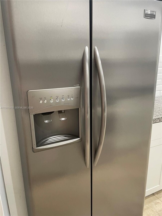 Building Photo - 11685 Canal Dr