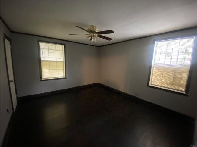 Building Photo - 3577 Whiting Ave