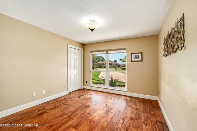 Building Photo - 3789 Peacock Dr