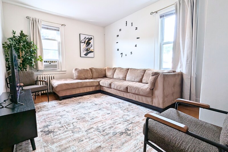 Building Photo - 108 Gotthart St