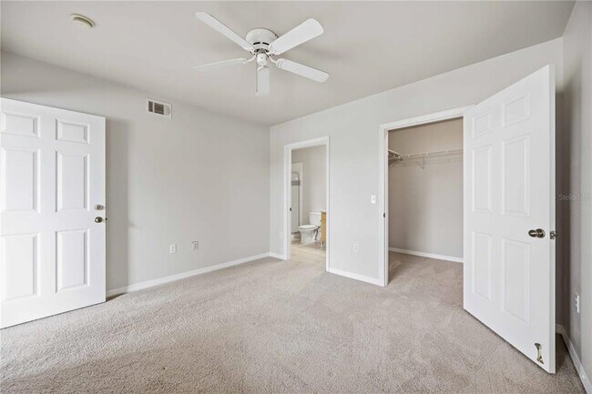 Building Photo - 1025 Villagio Cir
