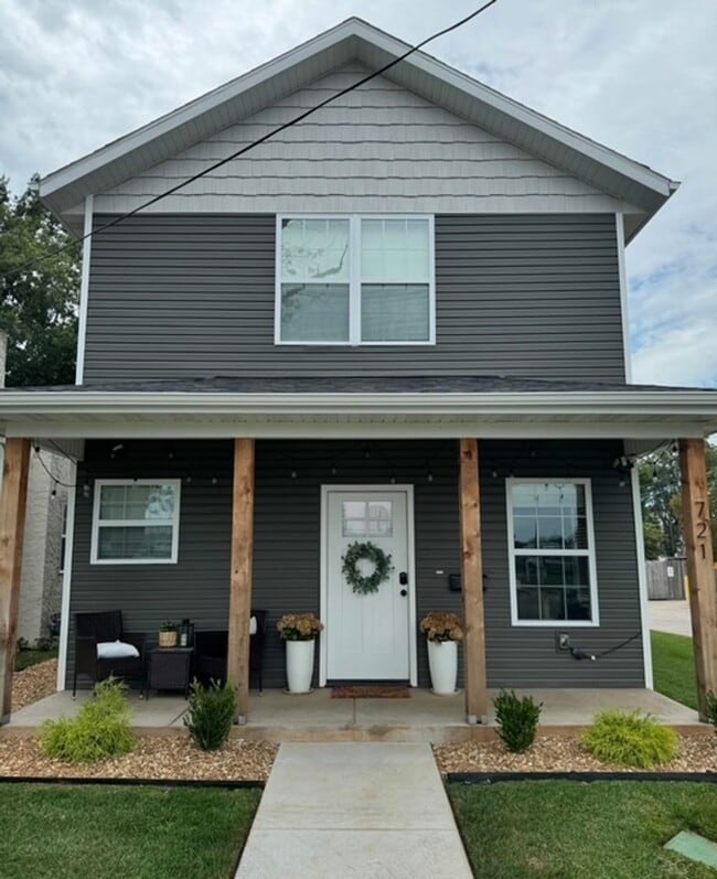 Primary Photo - Brand New Cottage Style Home 4 Bed 4.5 Bath