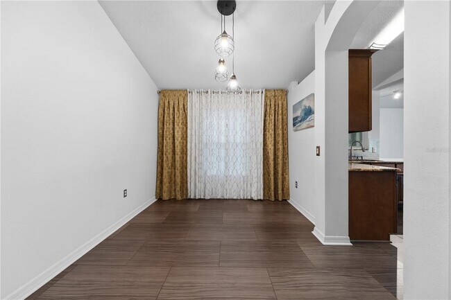 Building Photo - 308 Silver Pine Dr