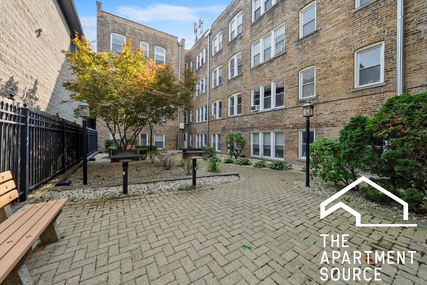 Building Photo - 2606 N Kimball Ave