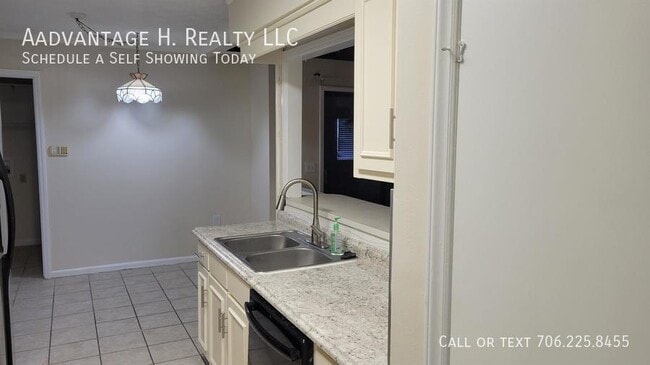 Building Photo - 4848 Basswood Dr