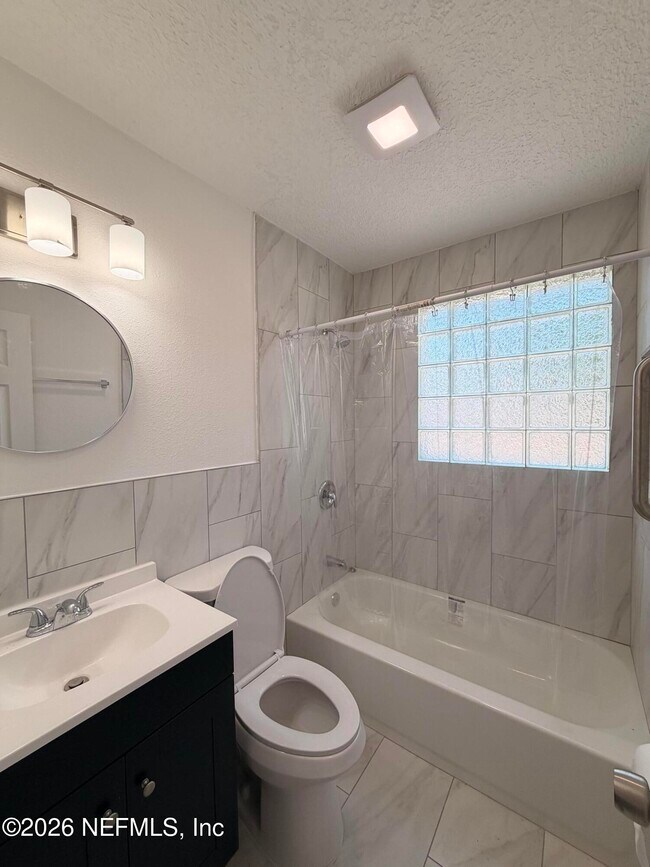 Building Photo - 7178 Karenita Dr