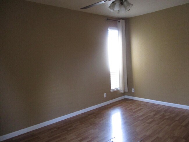 Building Photo - 8155 Westwood Dr